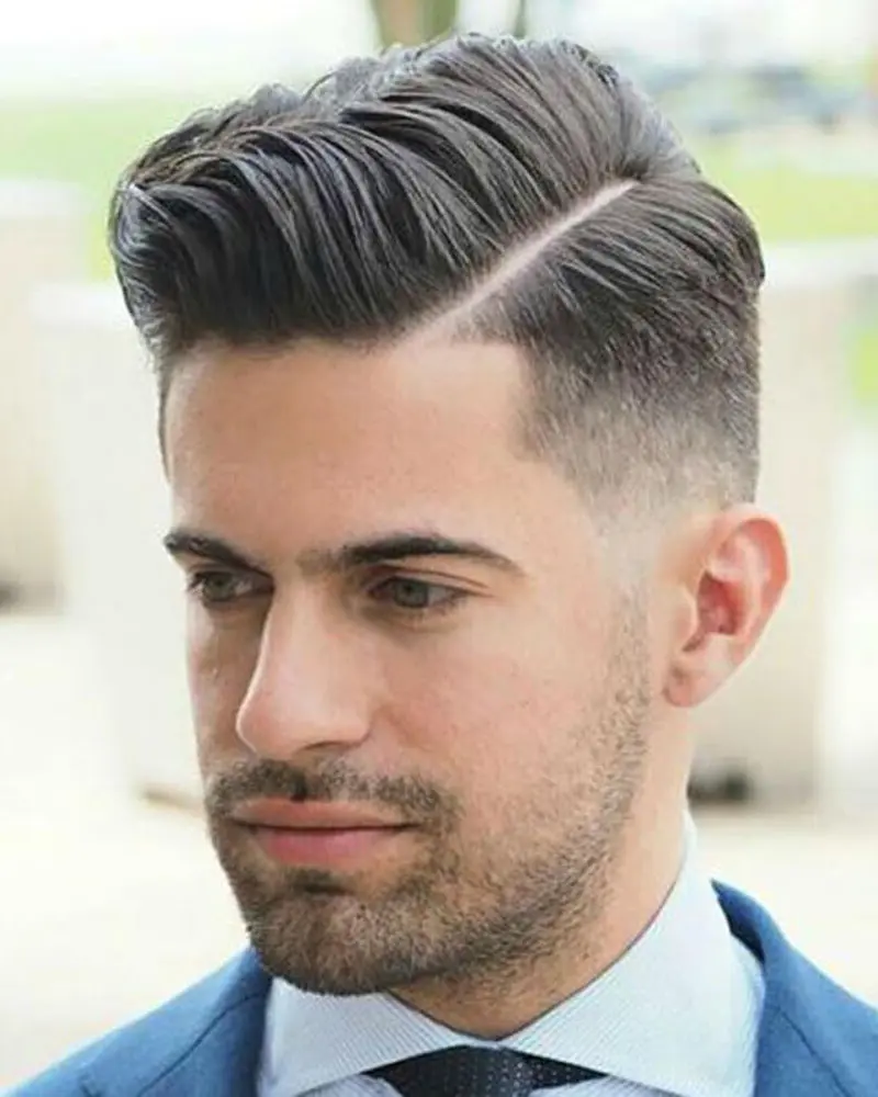 Side Part Fade: 