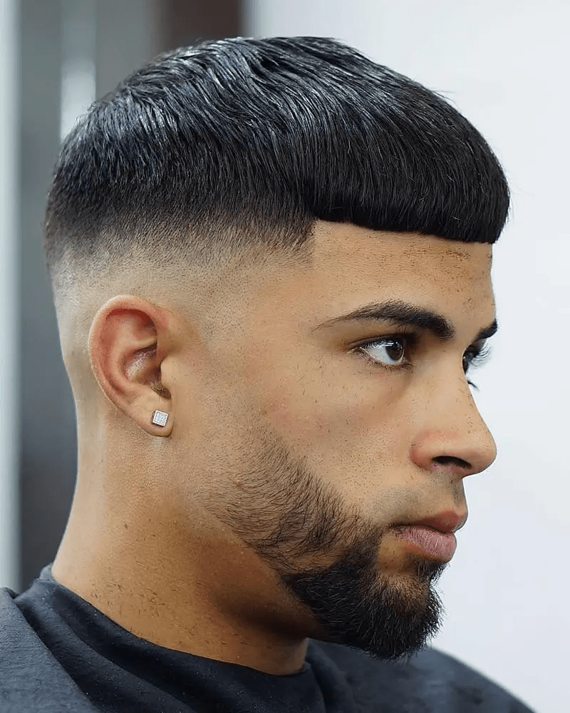 Straight Hair Fade: 